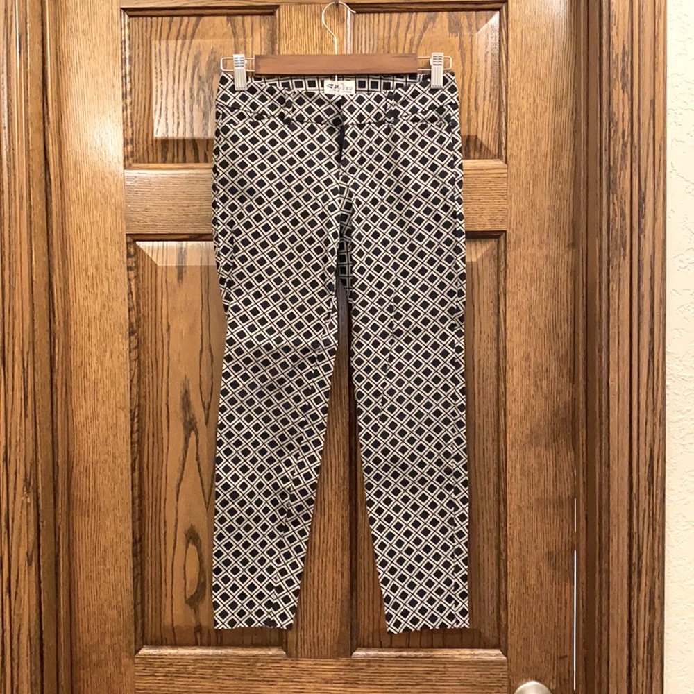 Old Navy Pixie Pant